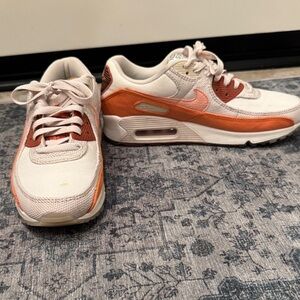 Nike Air Max 90 SE Sun Club sail light matter root Cream and Orange Sneakers
